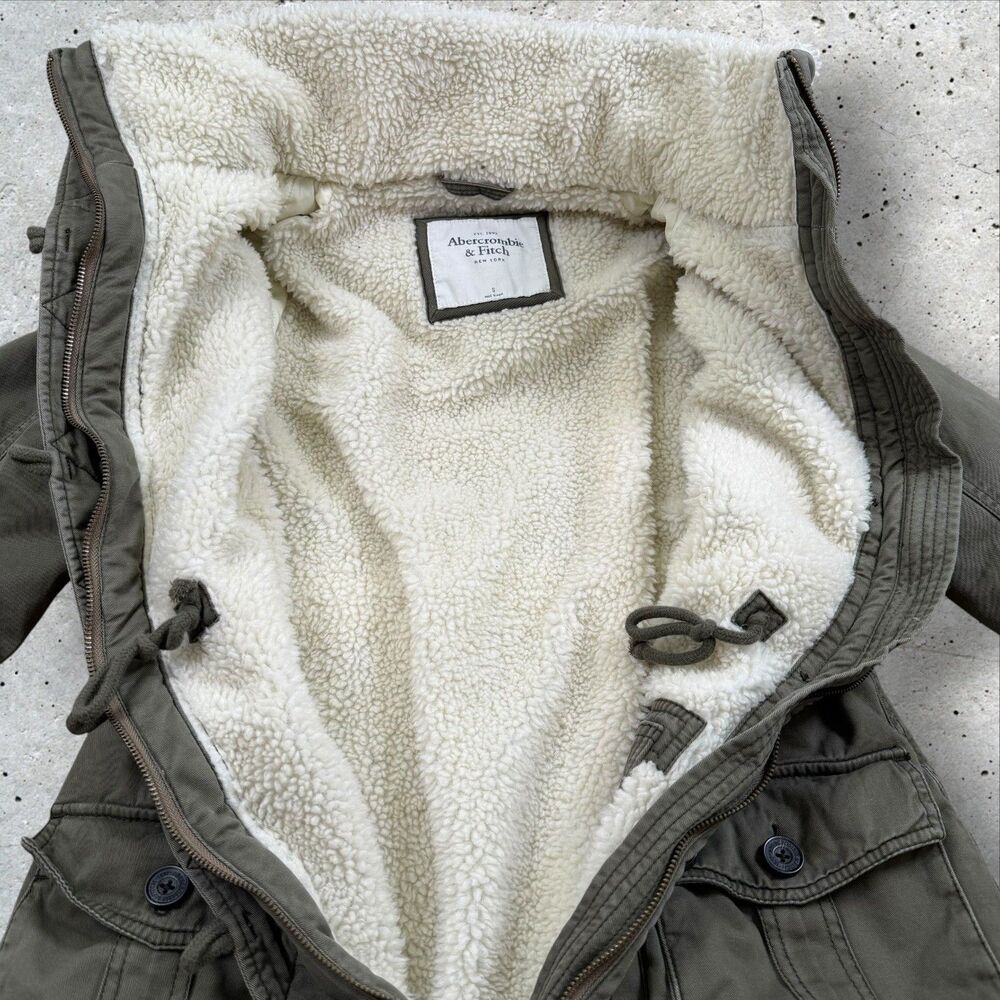 Abercrombie & Fitch Womens Small Olive Green Sherpa Lined Hooded Military Parka - Picture 9 of 10